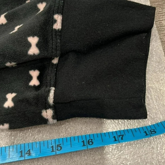 [XL]Kate Spade Black Velvet  Crew Neck Lounge Sweater PJ Top with Pink Bow Print - Picture 9 of 9